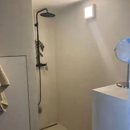 Loft -art And Chill- Parking Available Lägenhet Antwerpen